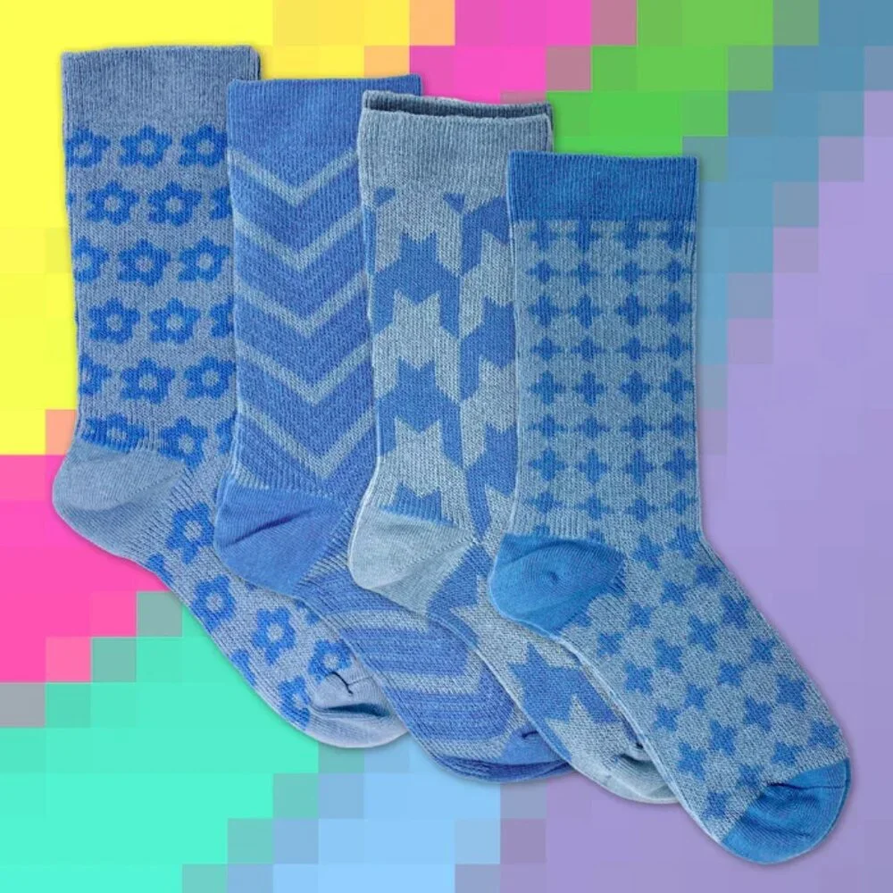 NWT Charley Blue Patterned Crew Socks